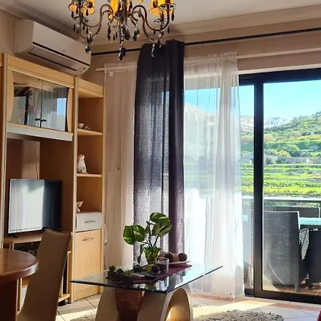 Bay 3 Bedroom 