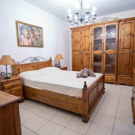 Bay 3 Bedroom 